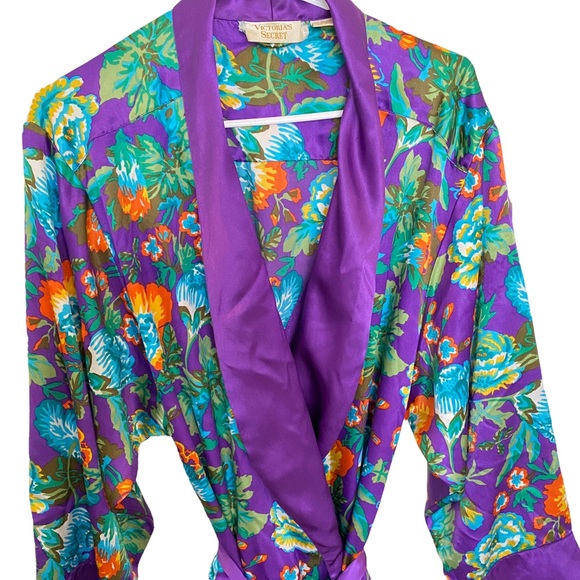 Victoria's Secret Other - Vintage Victoria's secret kimono gown robe gold label tag LUXURY soft floral